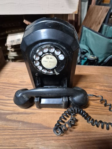 Vintage bakelite monophone - bakelite,