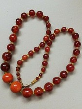 collier ancien en perles d'ambre
