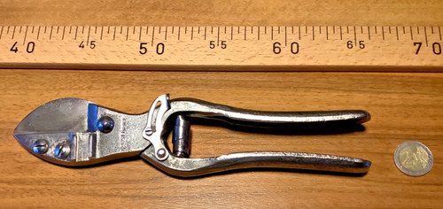 Outils anciens old - anciens,old, tool,vieux