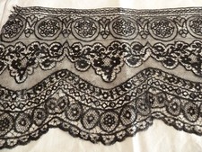 dentelle ancienne aux fuseaux