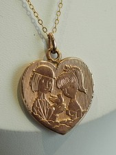 PENDENTIF PLAQUE OR LES