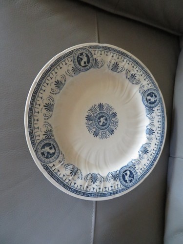 Gien plat décor bleu