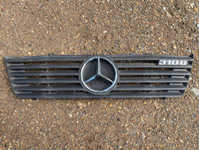 MERCEDES SPRINTER FRONT GRILL 308D 310D 311D 312D  GOOD  CONDITION 901 888 01 23
