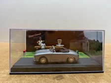 LA ROUTE BLEUE PANHARD DYNA