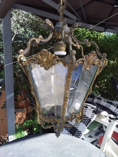 Ancien lustre lanterne - un,