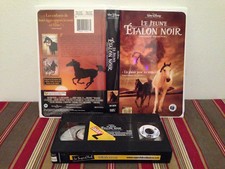 Young Black Stallion / Jeune etalon noir VHS tape & clamshell case FRENCH RENTAL