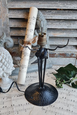 ANCIEN PIED DE LAMPE EN FER