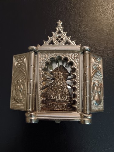 Ancient pocket reliquaire - pocket,