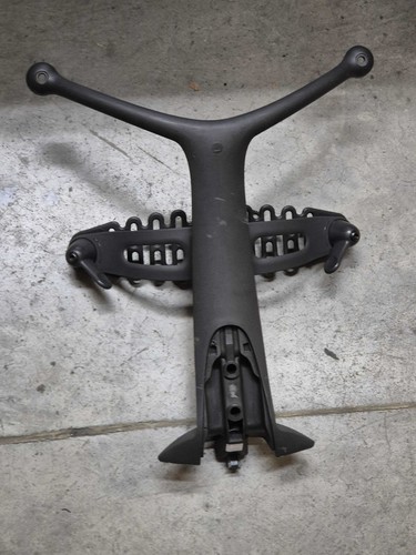 Herman miller mirra spine - mirra, 1