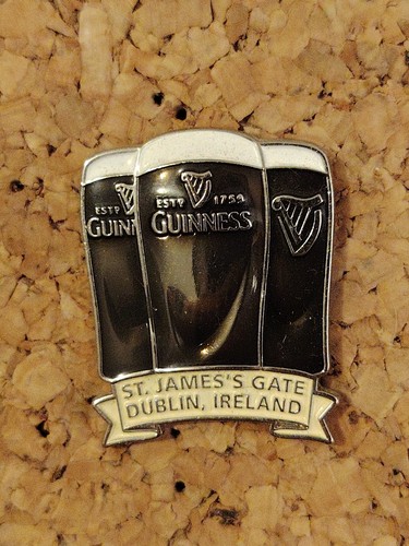 Pin bière guinness - pin's,