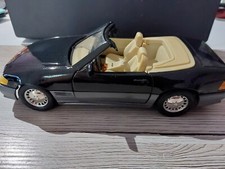 voiture miniature MERCEDES 500