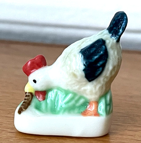 Jolie fève poule - fève,