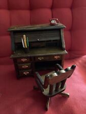 Bureau Avec Chaises En Bois