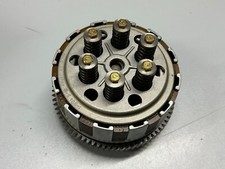 UN EMBRAYAGE COMPLET NOIX