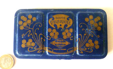 ANCIENNE PETITE BOITE DE