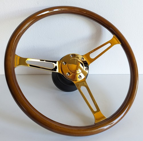 Volant bois aspect doré