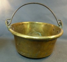 Ancien petit chaudron en