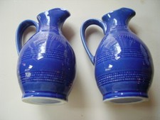 pichet bleu faïence