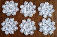 6 small identical embroidered cotton tablecloths - diameter 13 cm (under glasses)