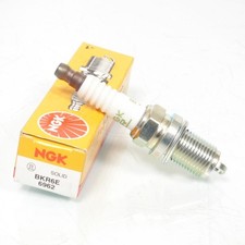 Bougie d'allumage NGK pour