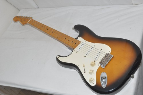 Guitare électrique fender - guitare,