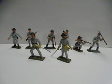 Starlux lot de 8 piétons