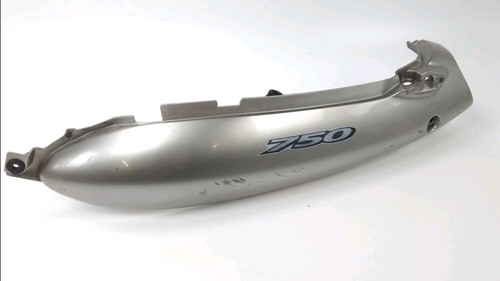 Carenage arriere gauche - arriere, suzuki
