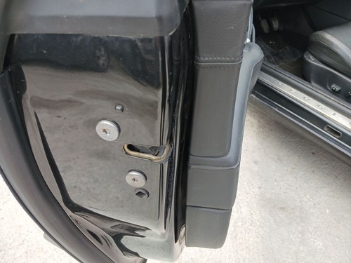 Serrure porte avant - serrure,