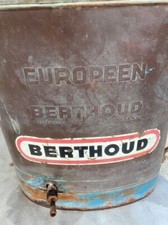 Ancien très beau pulvérisateur à dos en cuivre l'Européen Berthoud