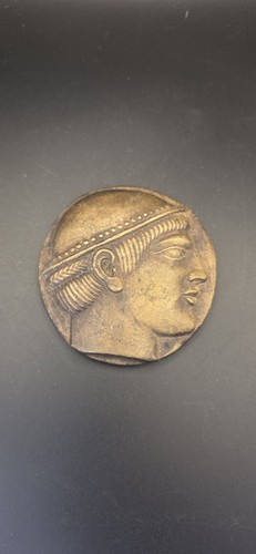 Large bronze medal - bronze,