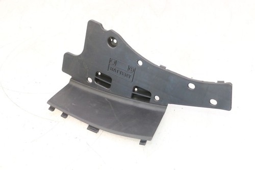 Cache batterie suzuki - batterie,