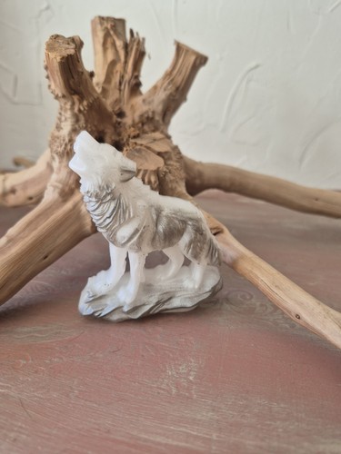 Figurine décorative loup