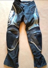 Pantalon cuir et Gore Tex