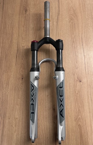 Fourche suspendue essieu - à,