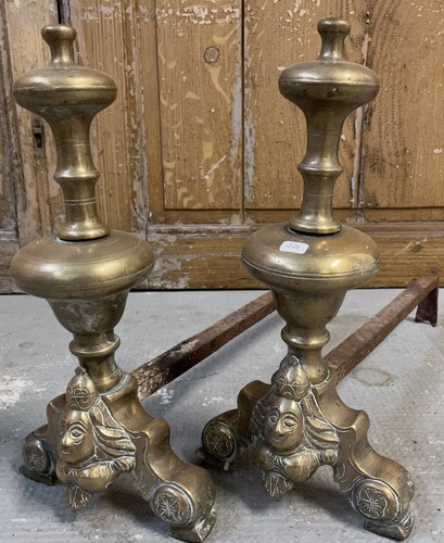 Paire chenets marmousets - paire,