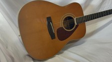 Guitare acoustique Yamaha