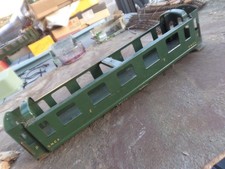 BLZ 1 body passenger car 2nd class, missing 1 step feet