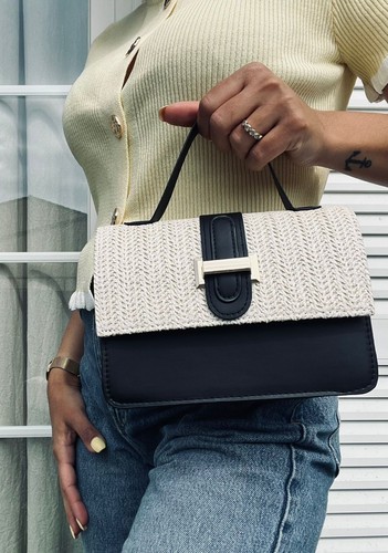 Petit sac main femme carré - main,