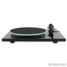 Rega Planar 2 Belt Drive Turntable (No Cartridge / Dustcover)