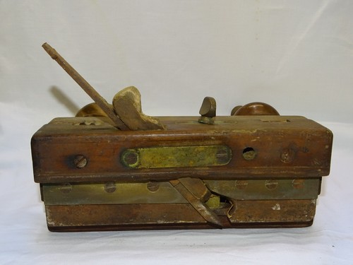Superbe ancien rabot - ancien, a