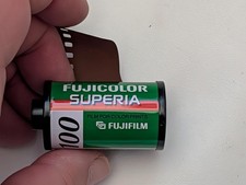 Fuji Fujicolor Superia 100 - 1 Rolls 24 Exp