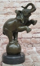 Grand Signée Art Déco