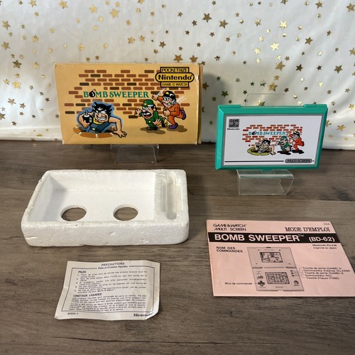 Game and watch bomb - watch,