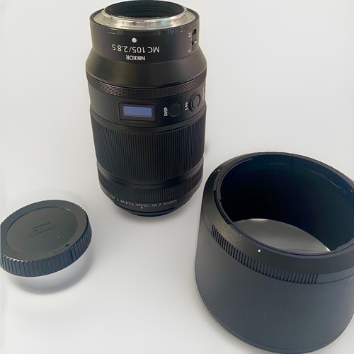 Nikon nikkor 105mm 2 - z, f/2.8