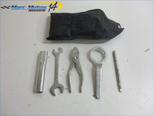 Trousse outils suzuki 600 - trousse, a