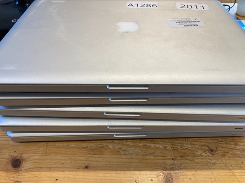 Lot macbook a1286 - 5,