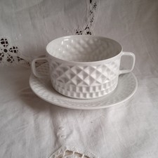 bol a bouillon en porcelaine