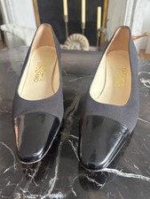 FERRAGAMO escapins noir taille