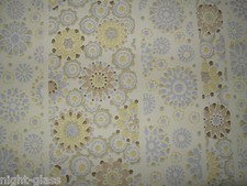 1 ROULEAU DE PAPIER PEINT