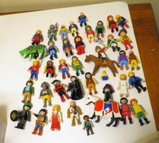 PLAYMOBILE 48 FIGURES WITH MANY EXTRA PIECES